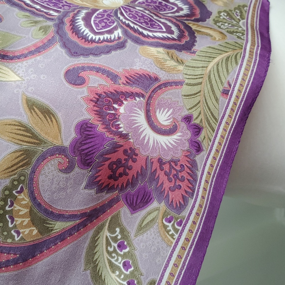 EUC Oscar De La Renta 100% Silk Purple/Plum/Moss Green 35" x 35" Square Scarf - Picture 3 of 6
